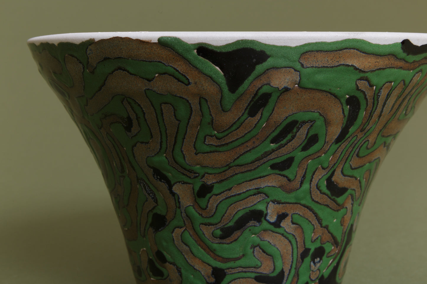Lola: Vaso #06 Caída
